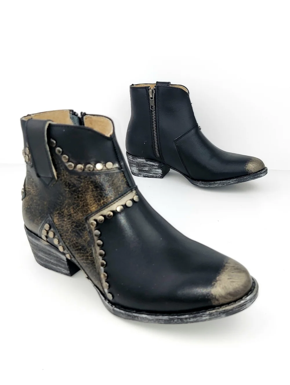 Corral Circle G Star Inlay Leather Ankle Boots 7 NWOT